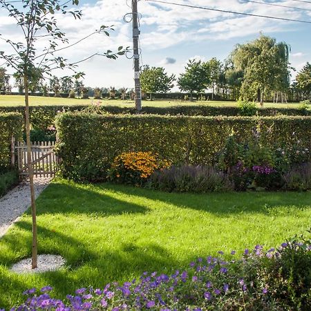 Puurteuven B&B Tussen Kunst En Natuur ฟูเริน ภายนอก รูปภาพ