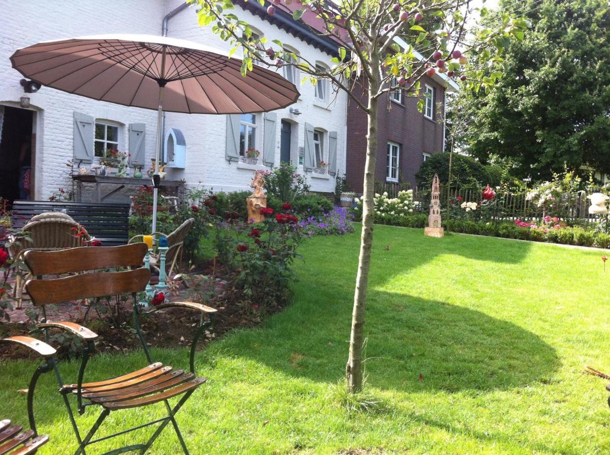 Puurteuven B&B Tussen Kunst En Natuur ฟูเริน ภายนอก รูปภาพ